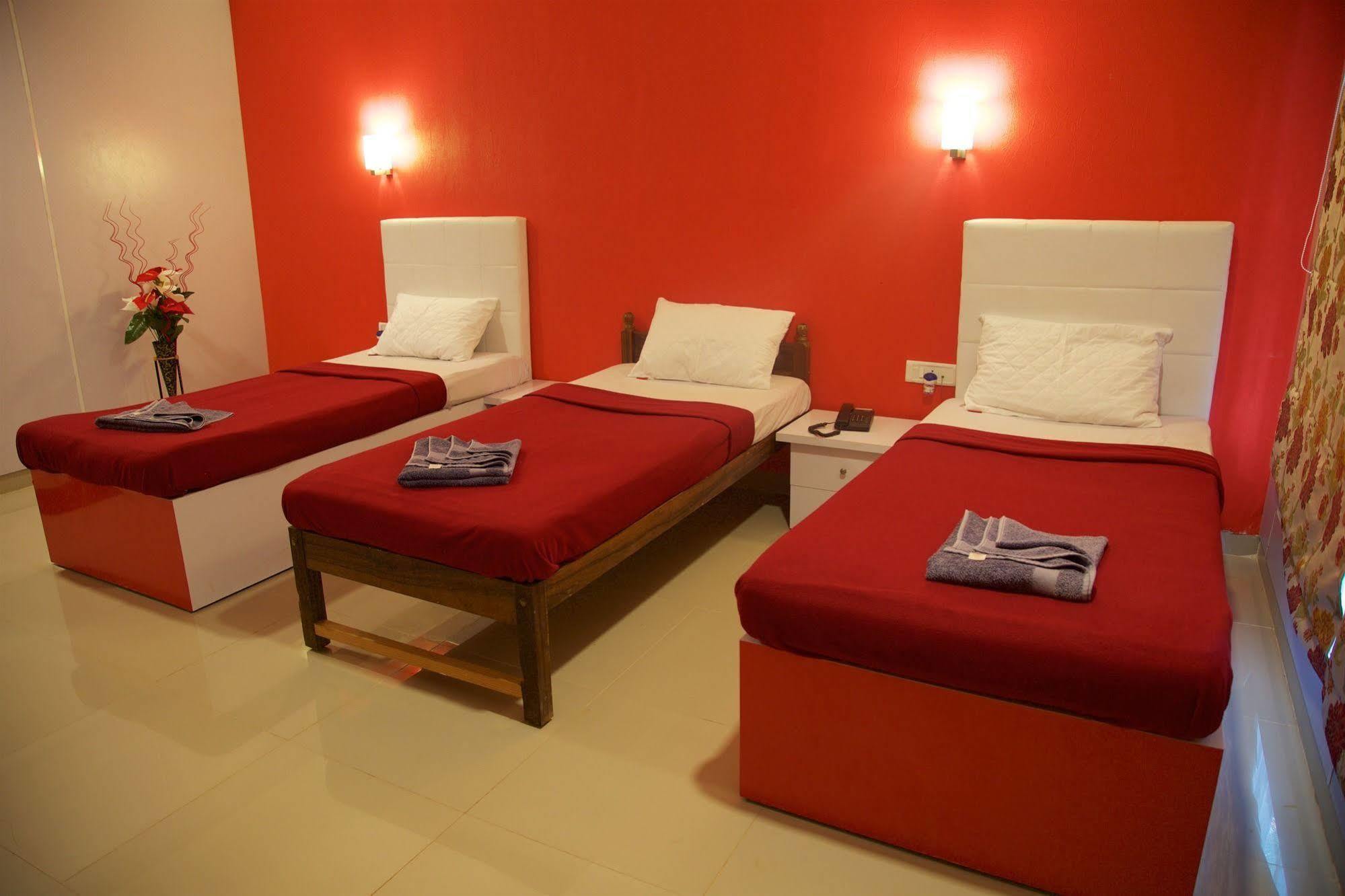Palolem Beach Resort 3*